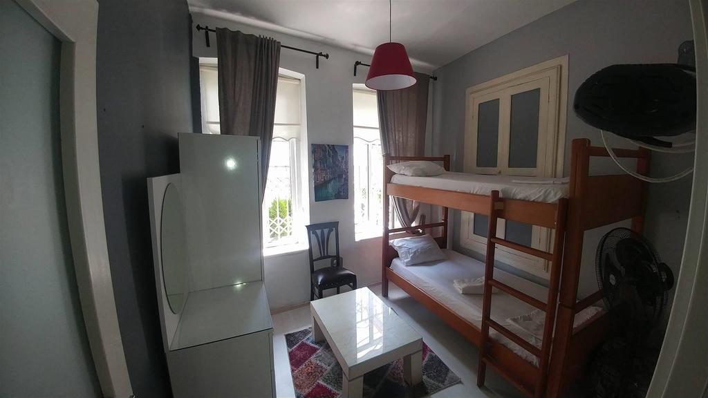 Taksim Hostel Green House Istanbul Exterior photo